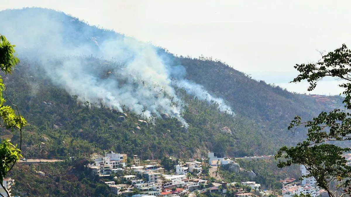 Incendio Acapulco_parque Nacional El Veladero